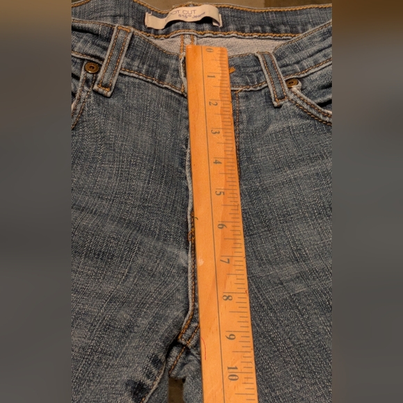 Levi's Blue Classic Denim Women Jeans. Size 8. - Picture 4 of 7